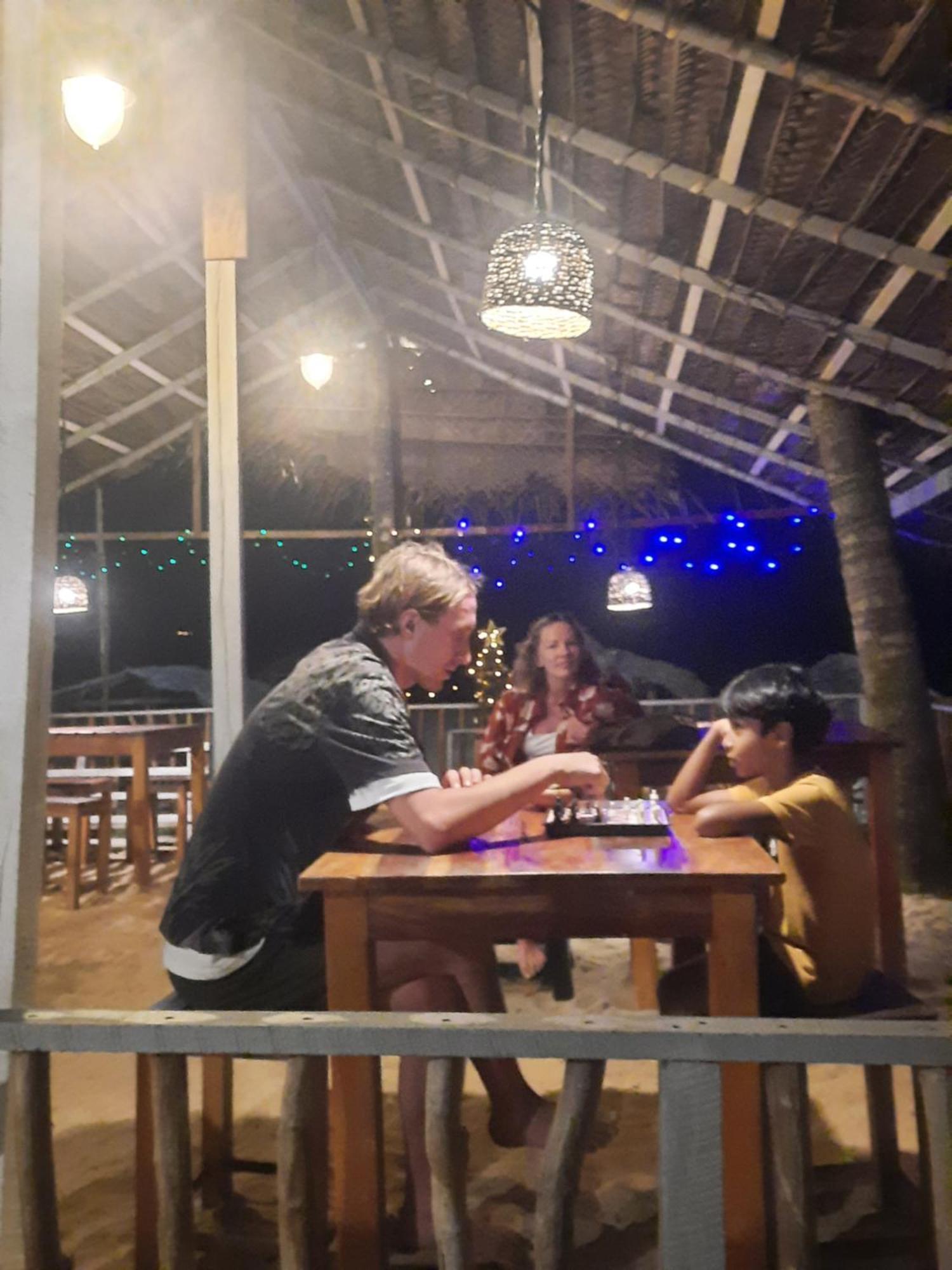 La-Vira Beach Villa Hikkaduwa Esterno foto